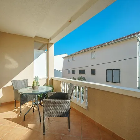 Apartman In Mit Grill By Interhome